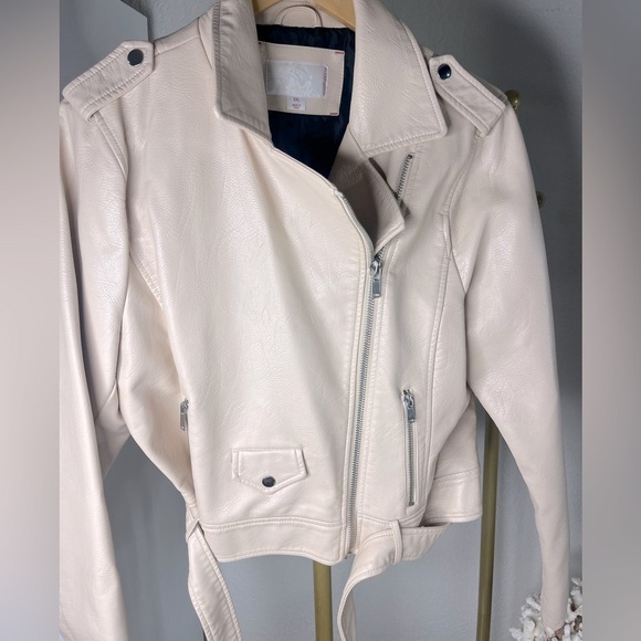 Xhilaration Jackets & Blazers - BLUSH LIGHTEST PINK VEGAN MOTORCYCLE 🏍️ JACKET